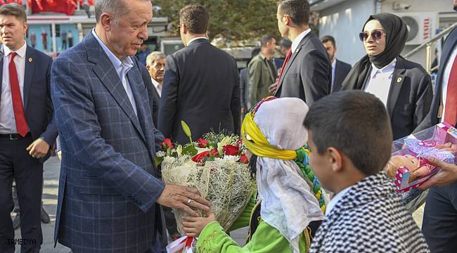 Cumhurbaşkanı Erdoğan'dan Van Valiliğine ziyaret
