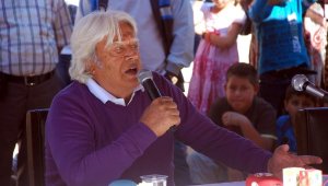 Cüneyt Arkın'ın vefatı sonra siyasilerden peş peşe mesajlar