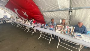 Diyarbakır'da aileler bin 9 gündür evlatlarını yolunu gözlüyor