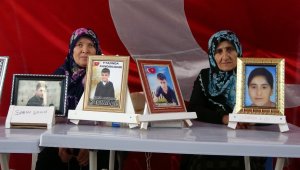 Evlat nöbetindeki aileler bin 19 gündür çocuklarının yolunu gözlüyor