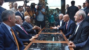 Kılıçdaroğlu ve Karamollaoğlu İzmir'de bir araya geldi