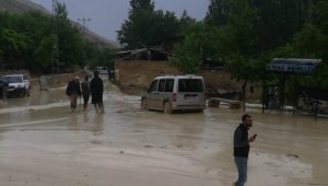 Malatya'yı sağanak vurdu