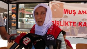 Muş'ta evlat nöbeti tutan anneler 60 haftadır çocuklarının yolunu gözlüyor