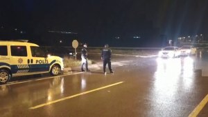 Sivas-Kayseri karayolu sel nedeniyle araç ulaşımına kapandı