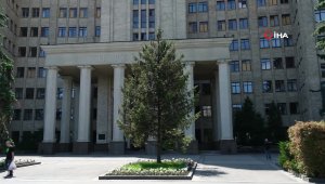 Ukrayna'da üniversite okuyan Türk öğrencilerin evrak çilesi