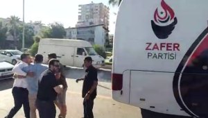 Ümit Özdağ'ın konvoyunda kaza gerginliği