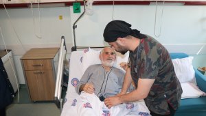 Yaşlı adamın aort damarı karpuz gibi büyüdü