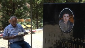 15 Temmuz şehidi PÖH Hakan Yorulmaz'ın babası: "Türk milleti ve İslam alemi için canlarını feda ettiler"