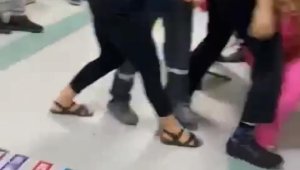 Acil serviste kadın kavgası