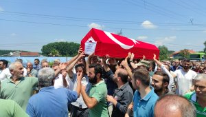 Bayram iznine gelirken hayatını kaybeden Uzman Çavuş son yolculuğuna uğurlandı