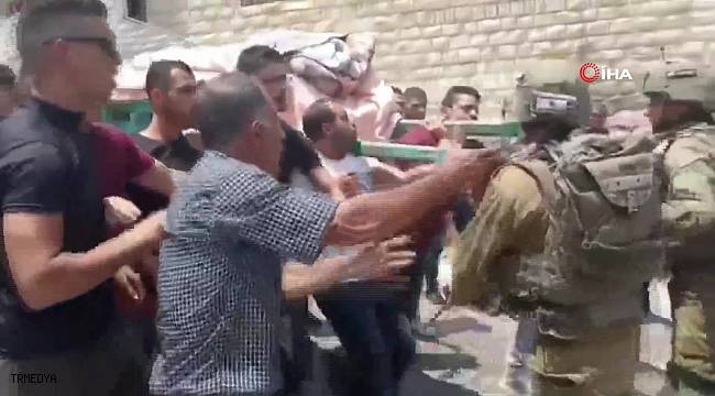 İsrail güçleri, Filistinli kadının cenaze konvoyuna saldırdı