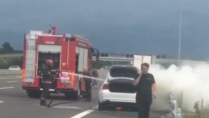 Lüks otomobil Kuzey Marmara'da alevlere teslim oldu