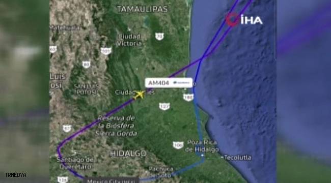 Meksika'da yolcu uçağına yıldırım düştü