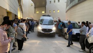 Silahlı saldırıda hayatını kaybeden doktor Ekrem Karakaya'nın cenazesi memleketine uğurlandı