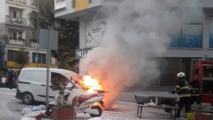 Ticari araç alev alev yandı, o anlar kameraya yansıdı