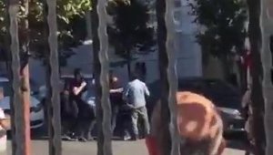 Yabancı uyruklu kâğıt toplayıcılar birbirine girdi