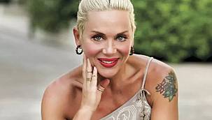 BİLLUR KALKAVAN'IN ÇOCUKLUK ELBİSELERİ HASTALARA UMUT IŞIĞI OLACAK