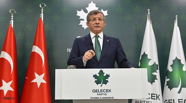 Davutoğlu ''Bahçeli, Erdoğan'ın liderliğini sınıyor''