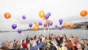 KADIN MUHTARLAR KADINA YÖNELİK ŞİDDETE "DUR!" MESAJLARINI GÖKYÜZÜNE BIRAKTI