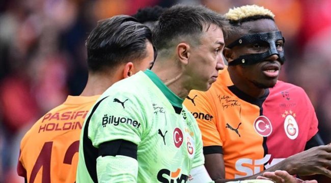 Fernando Muslera'dan Mourinho'ya gönderme: İstemiyorsa gidebilir