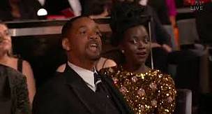 Will Smith, Oscar ödül töreninde sunucu Chris Rock'a tokat attı ve küfür etti.